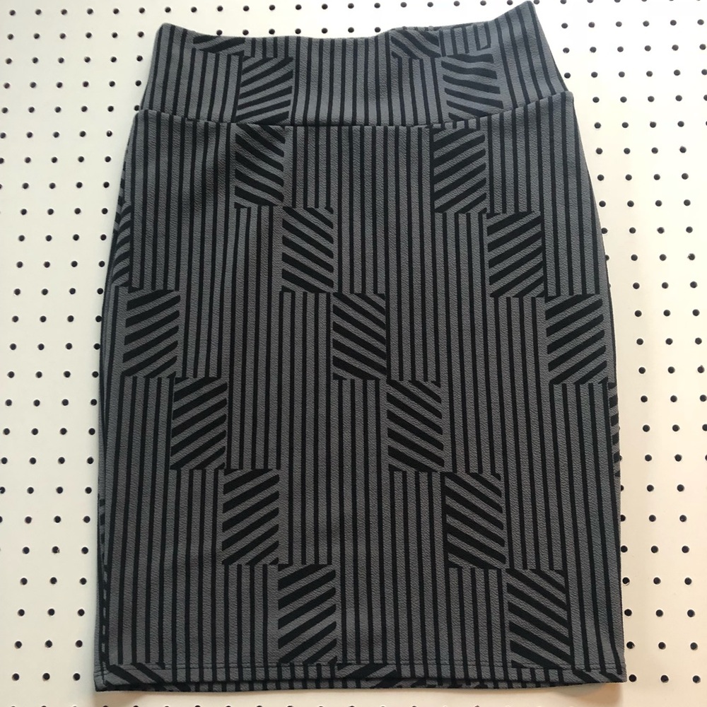 LuLaRoe Cassie Pencil skirt size M
